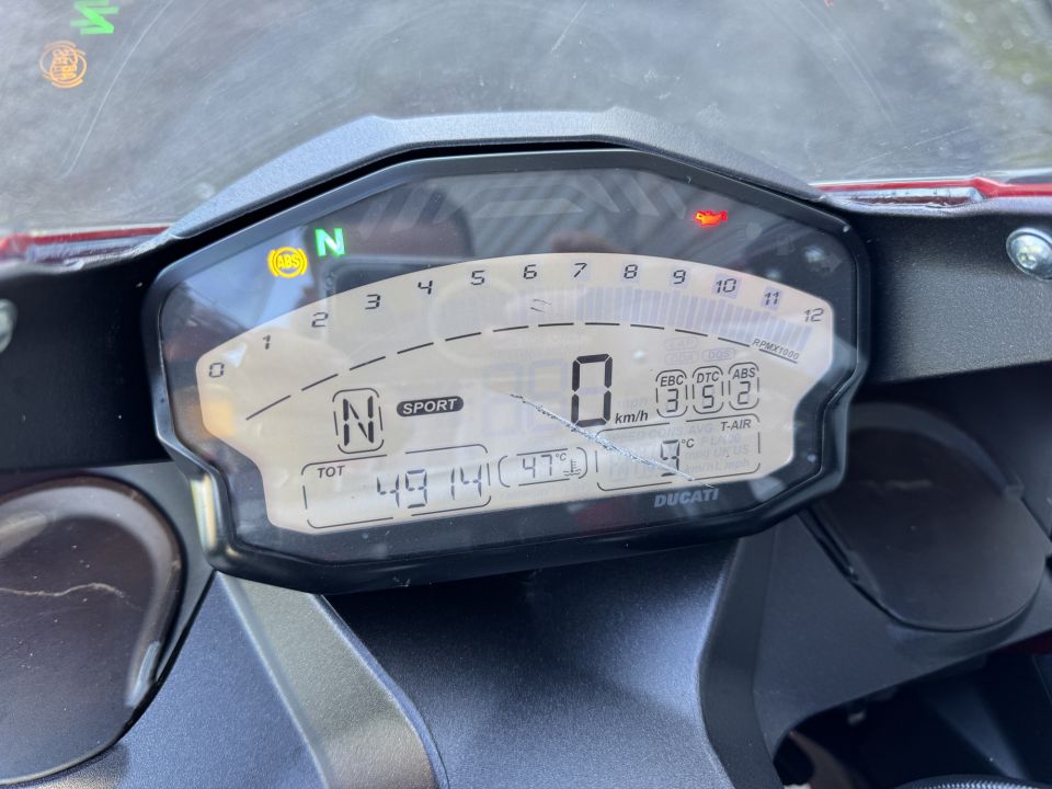 DUCATI PANIGALE 899 12