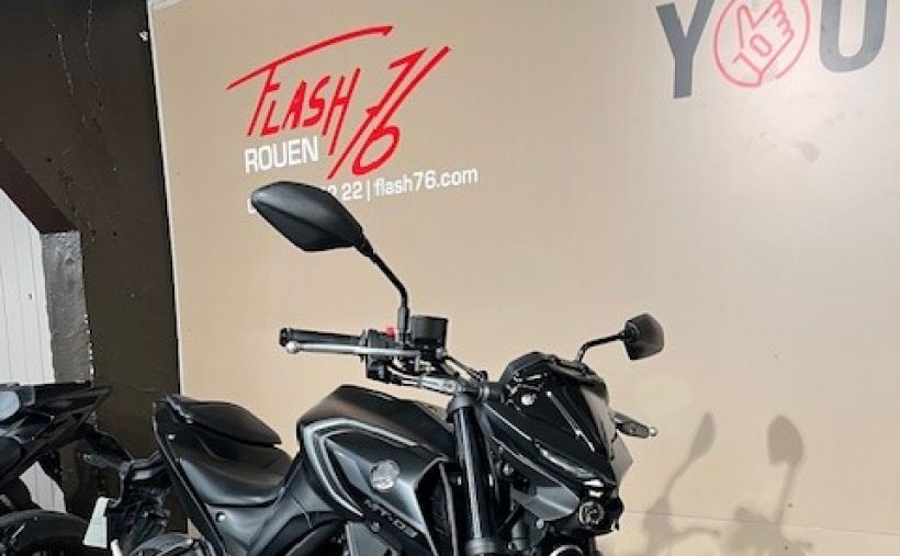 YAMAHA MT-03 2