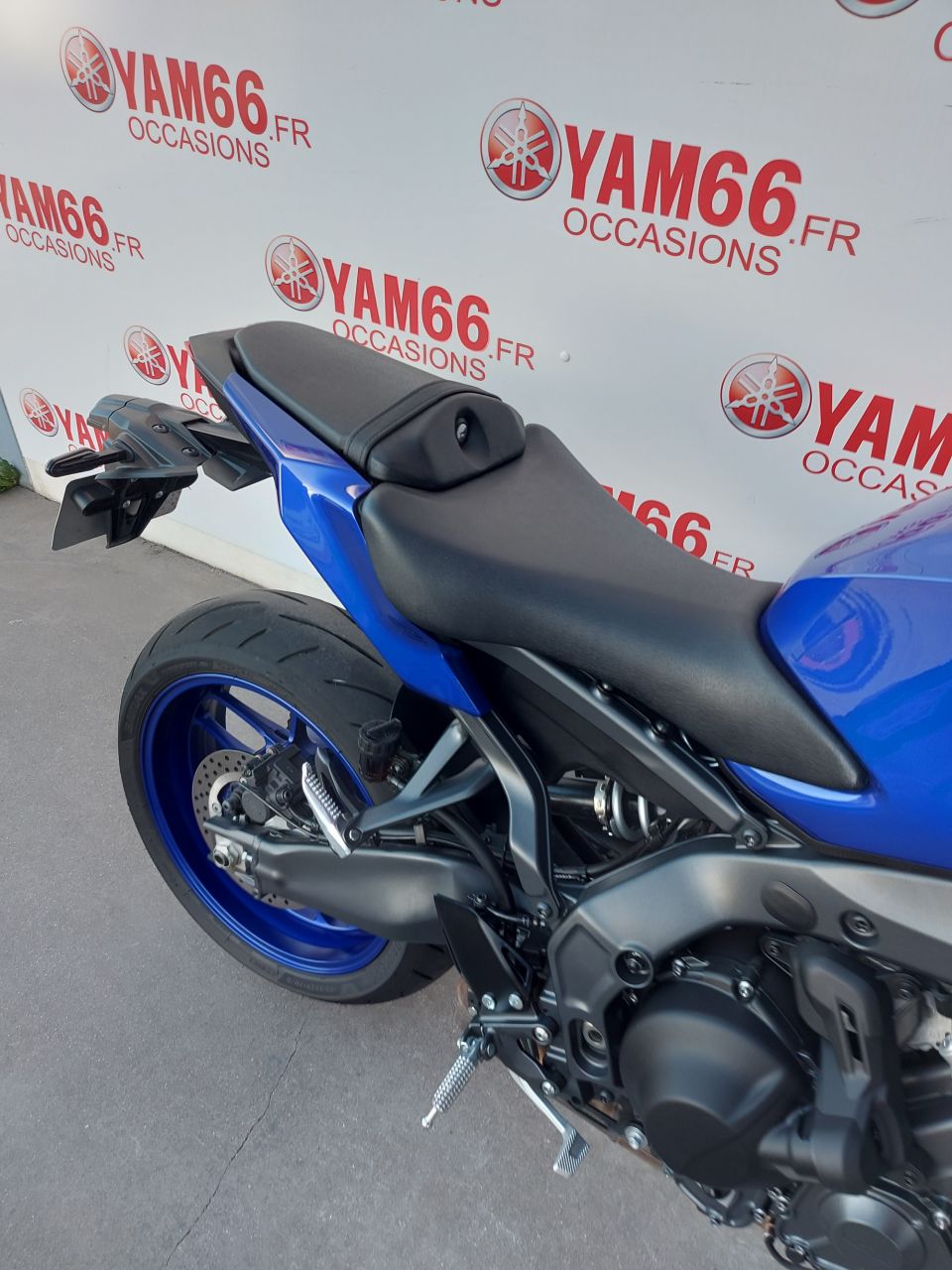 YAMAHA MT-09  Y-AMT 2