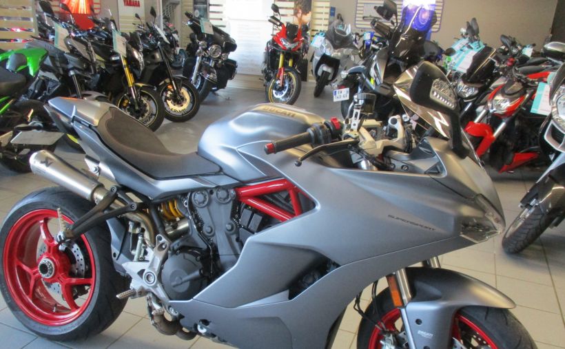 DUCATI 939 SS 40