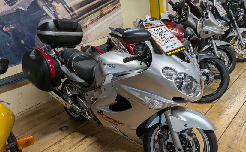 KAWASAKI ZZR 1200 10