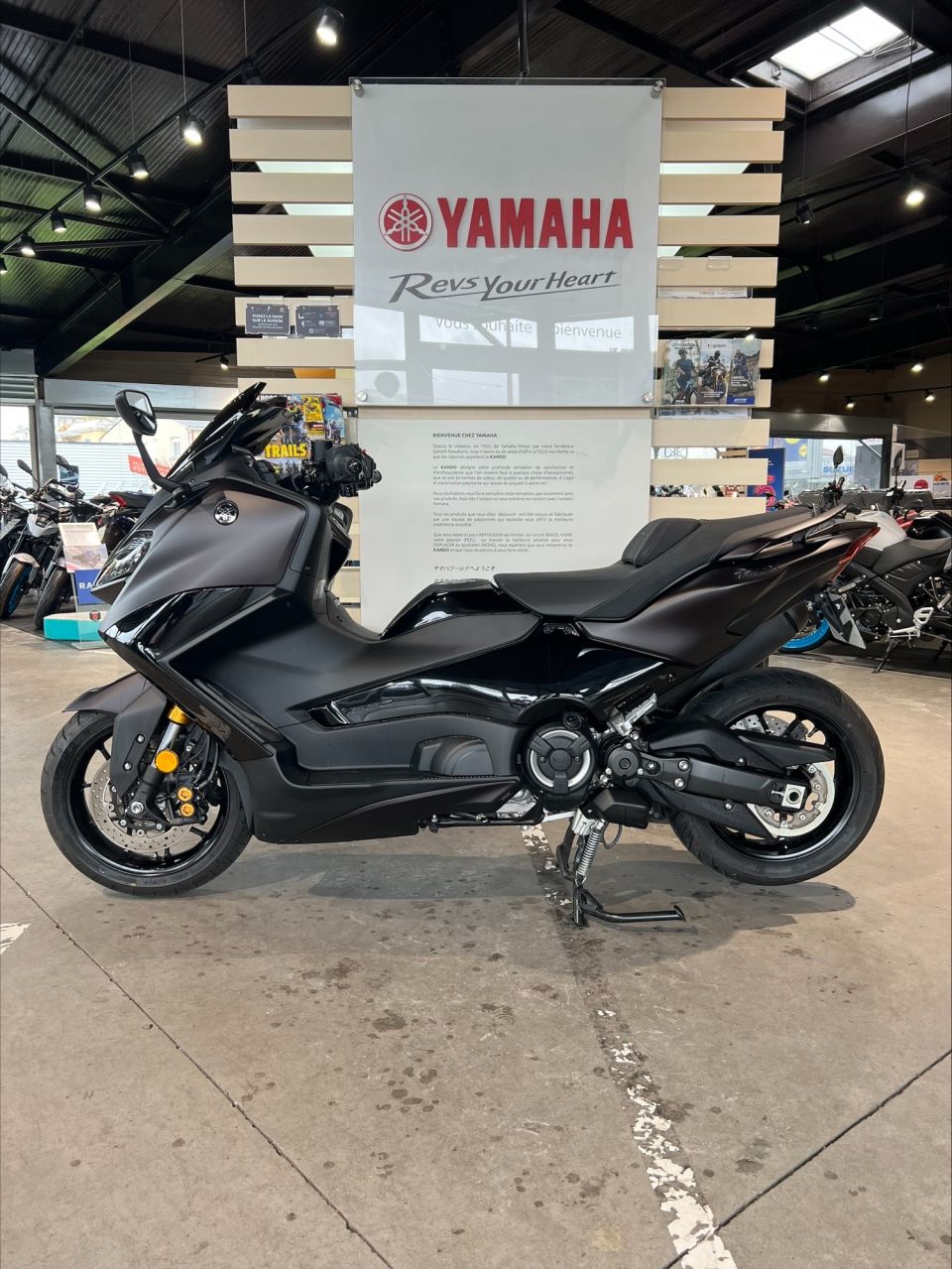 YAMAHA XP T-MAX 560 TECH MAX 1