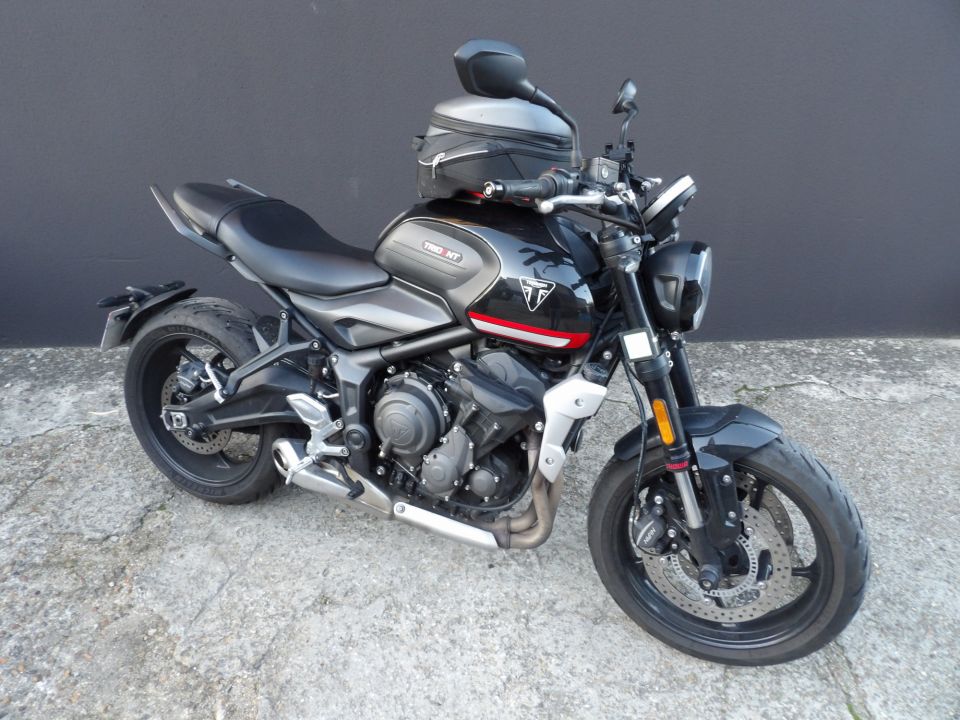 TRIUMPH TRIDENT 660 0