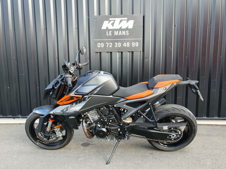 KTM 990 DUKE 15