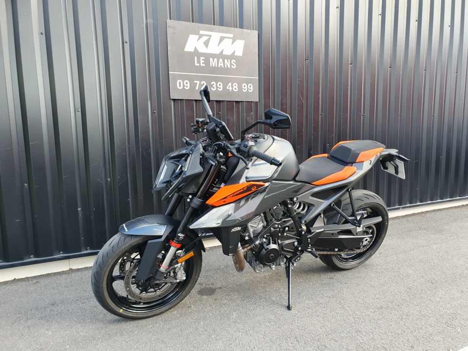 KTM 990 DUKE 20
