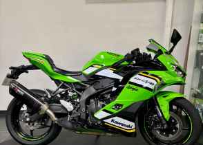 KAWASAKI NINJA ZX-4 RR - 2025