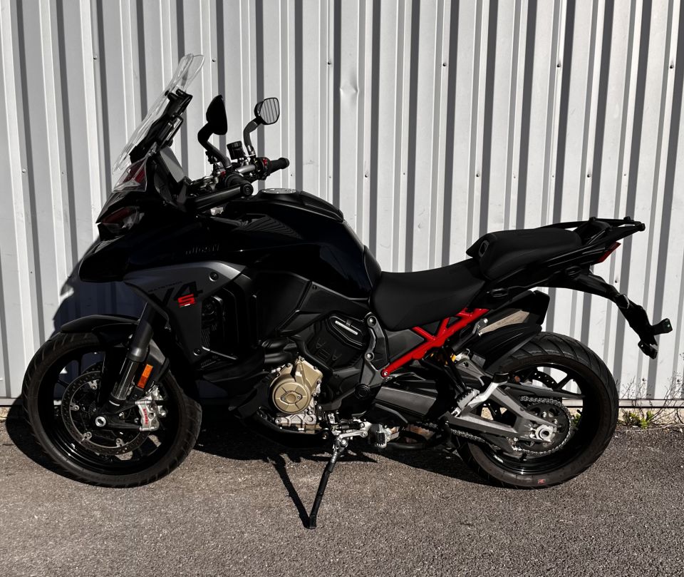 DUCATI MULTISTRADA V4 S 8