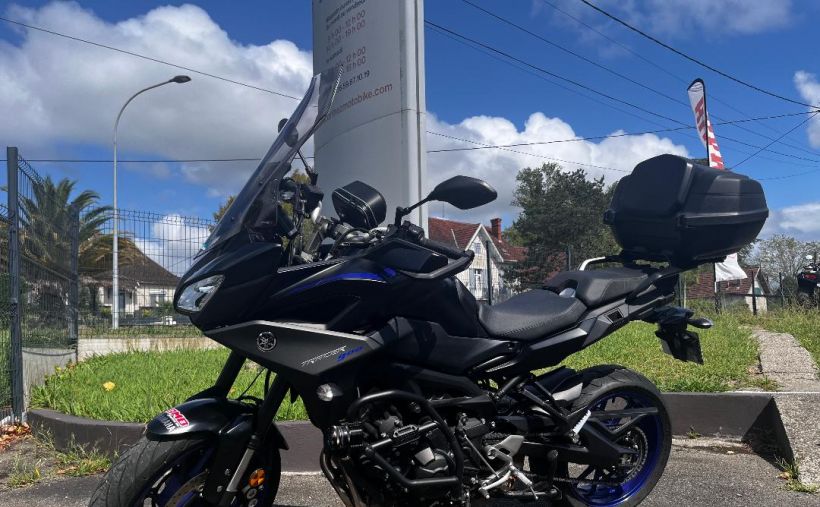 YAMAHA TRACER 9 0