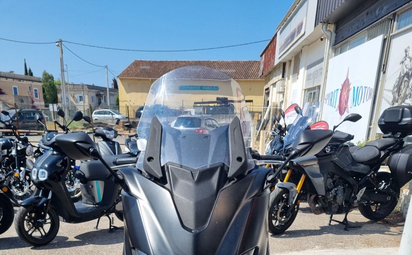 YAMAHA XP T-MAX 560 TECH MAX 1