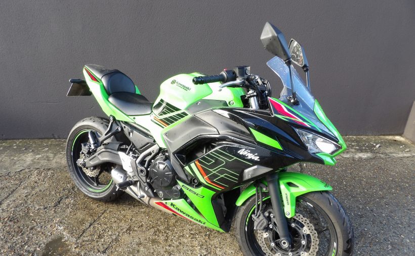 KAWASAKI NINJA 650 0