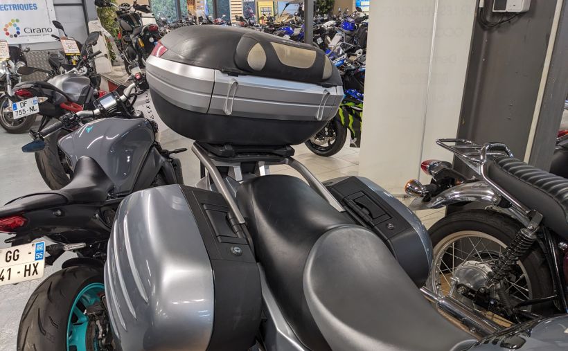 KAWASAKI GTR 1400 1