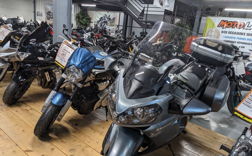 KAWASAKI GTR 1400 4