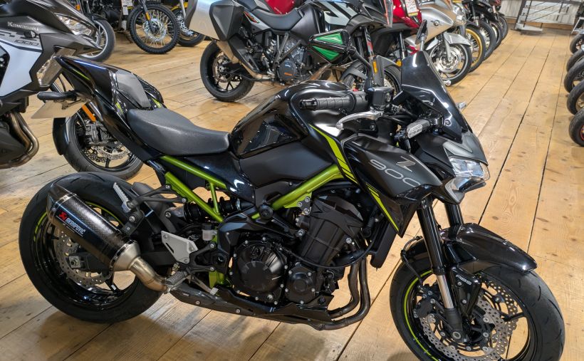KAWASAKI Z 900 1