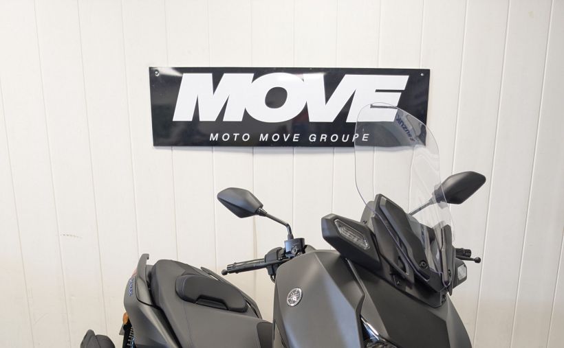YAMAHA XMAX 125 1