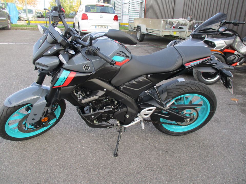 YAMAHA MT-125 ABS 0