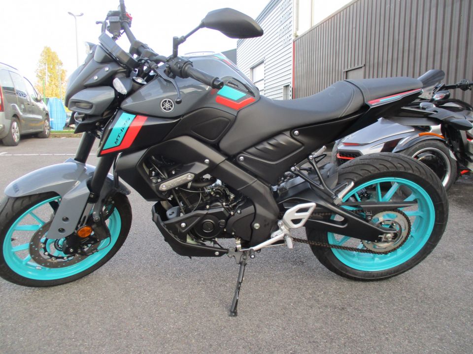 YAMAHA MT-125 ABS 40