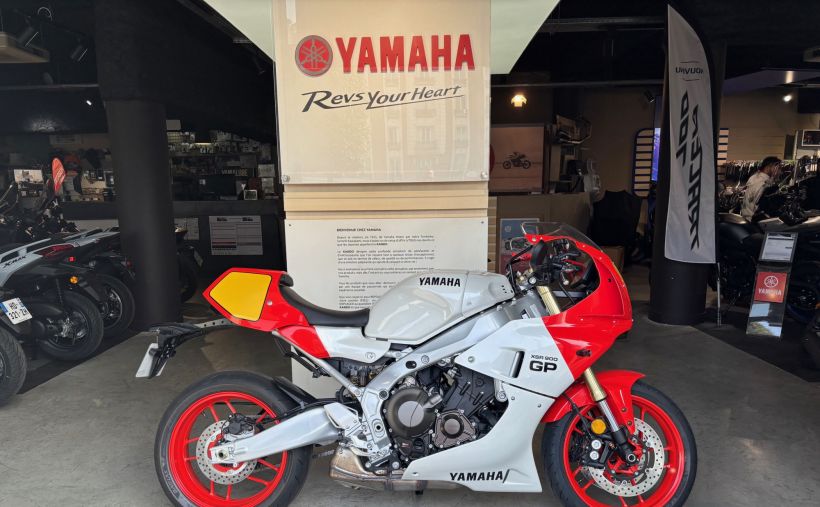 YAMAHA XSR 900 GP 0