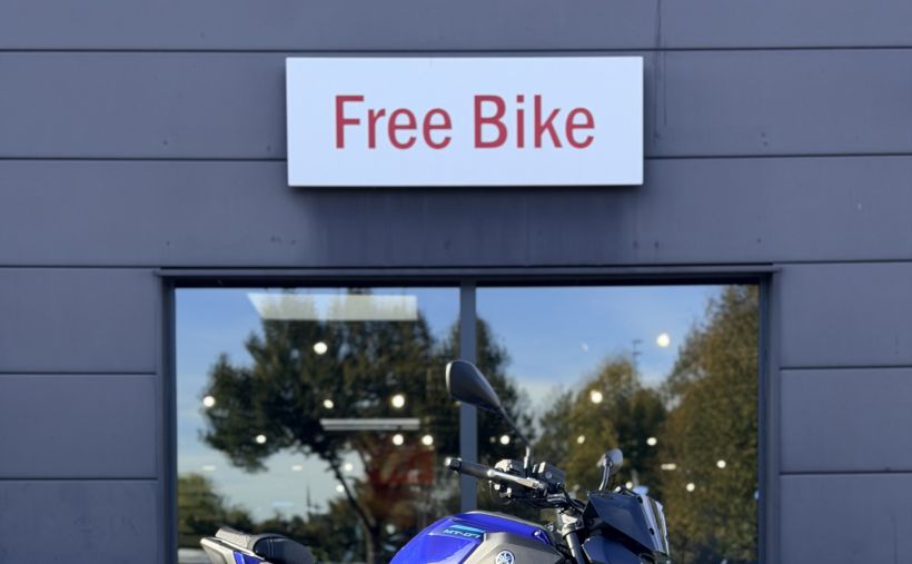 YAMAHA MT-07 Y-AMT 0
