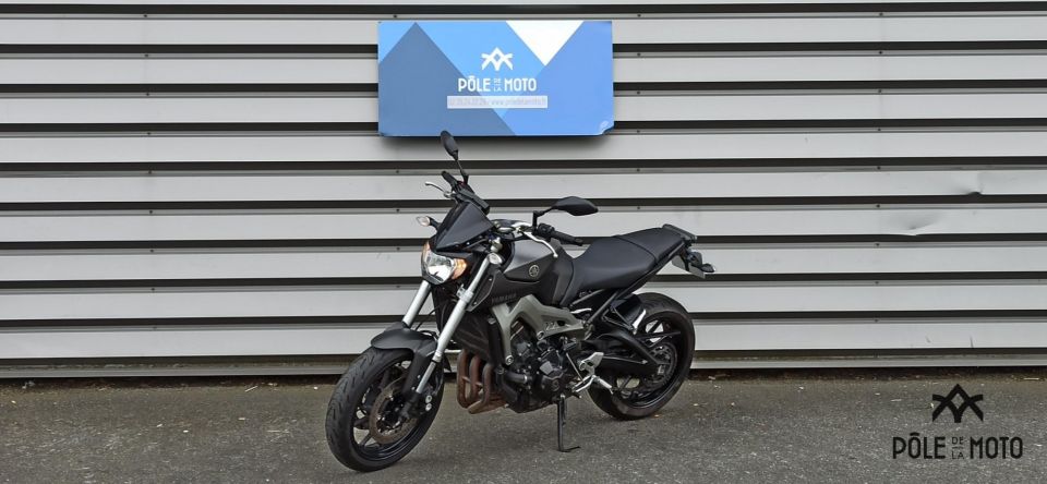 YAMAHA MT-09 ABS 10