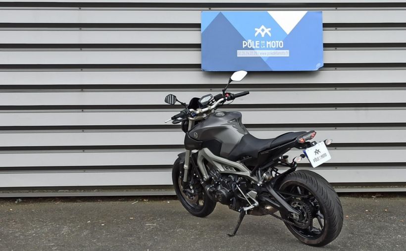 YAMAHA MT-09 ABS 4