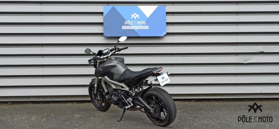 YAMAHA MT-09 ABS 20