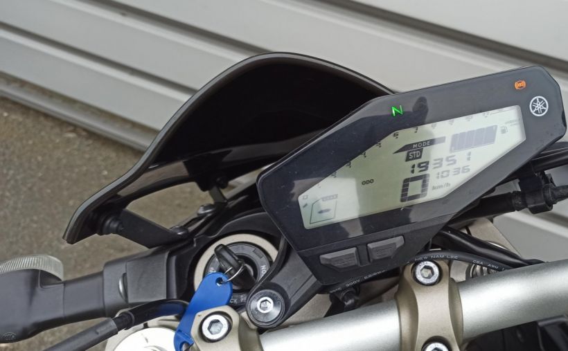 YAMAHA MT-09 ABS 6