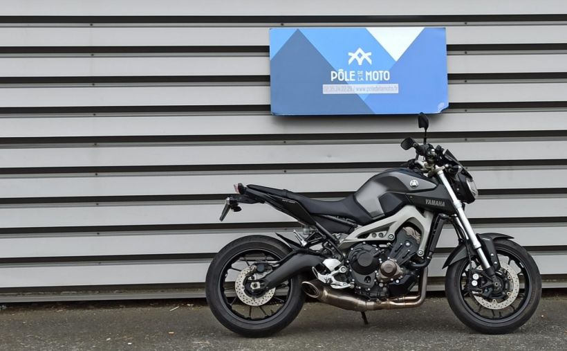 YAMAHA MT-09 ABS 10