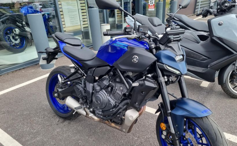 YAMAHA MT-07 Y-AMT 0