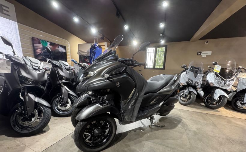 YAMAHA TRICITY 300 1
