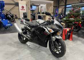 YAMAHA YZF-R6 - 2005