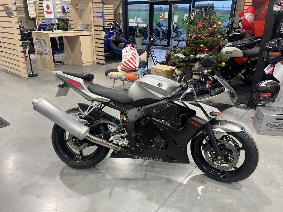 YAMAHA YZF-R6 5