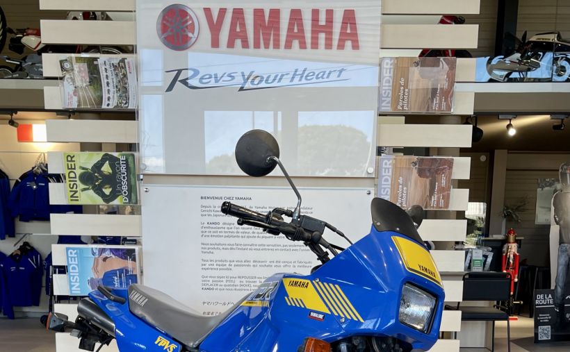 YAMAHA TDR 240 1