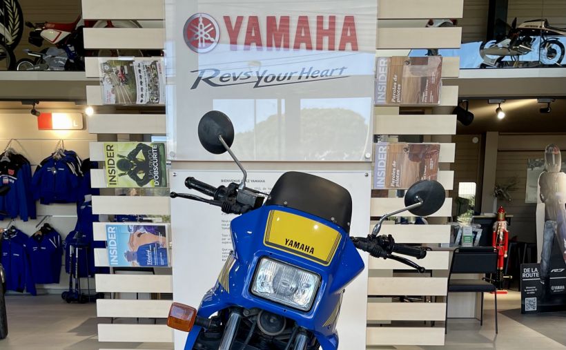 YAMAHA TDR 240 2