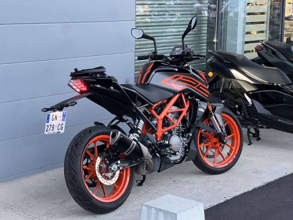 KTM 125 DUKE ABS 2