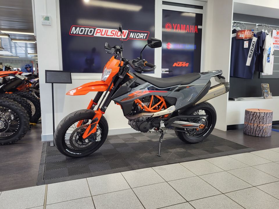KTM 690 SMC R 0