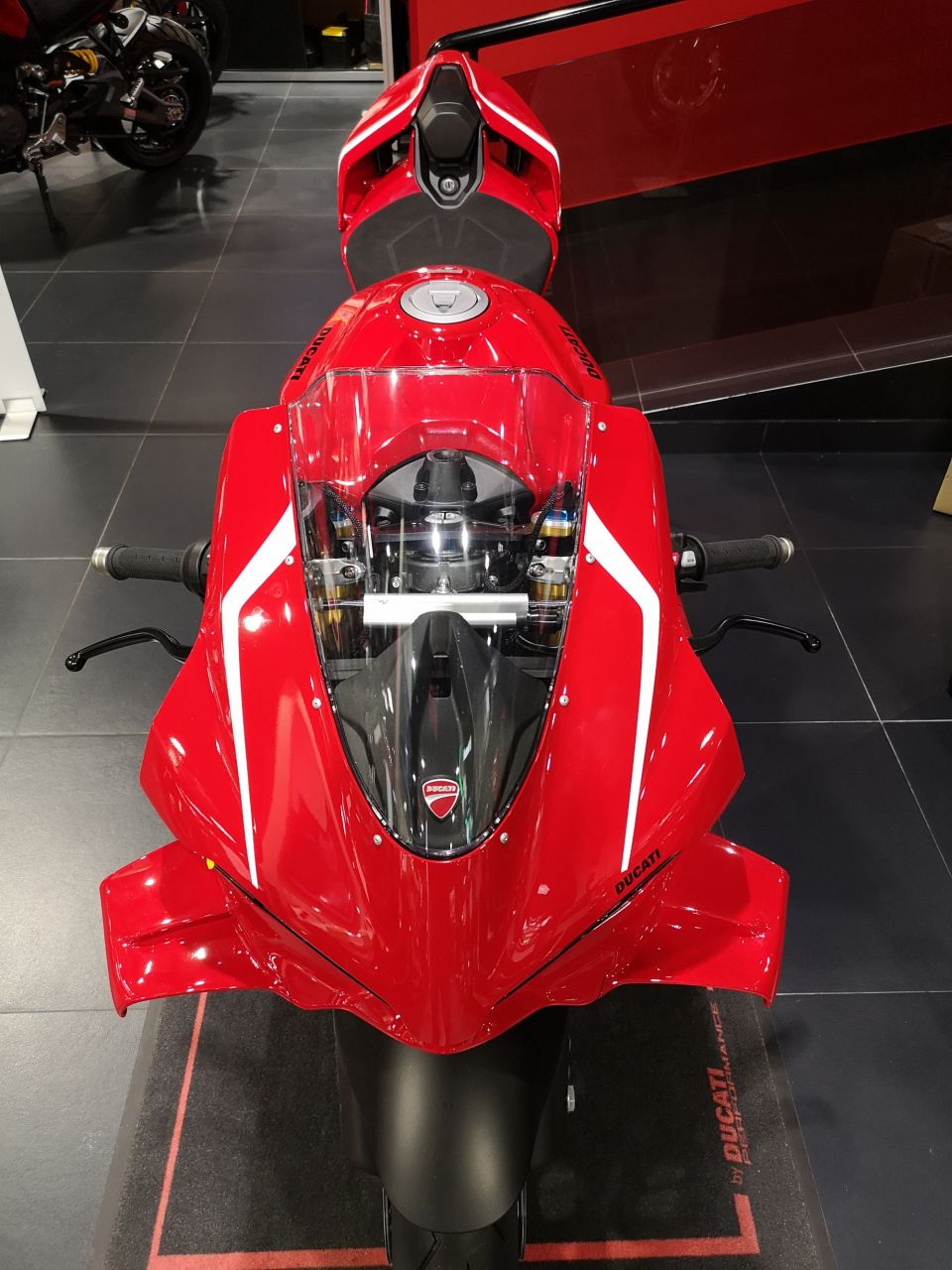 DUCATI PANIGALE 1103 V4 16