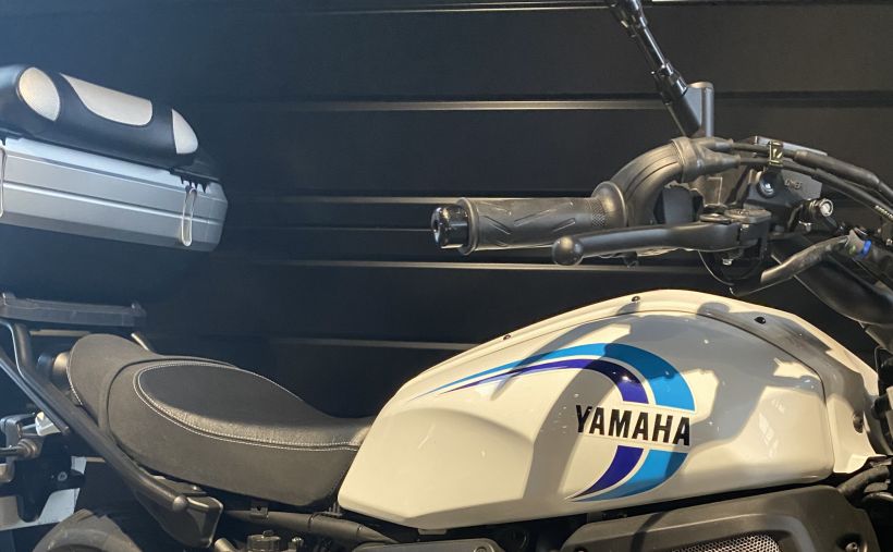 YAMAHA XSR 700 ABS 3