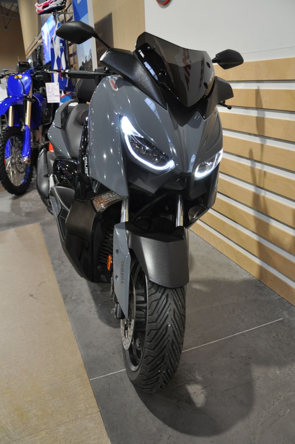YAMAHA X-MAX 125 TECH MAX 6