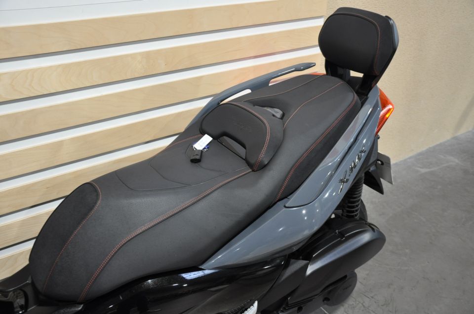 YAMAHA X-MAX 125 TECH MAX 12