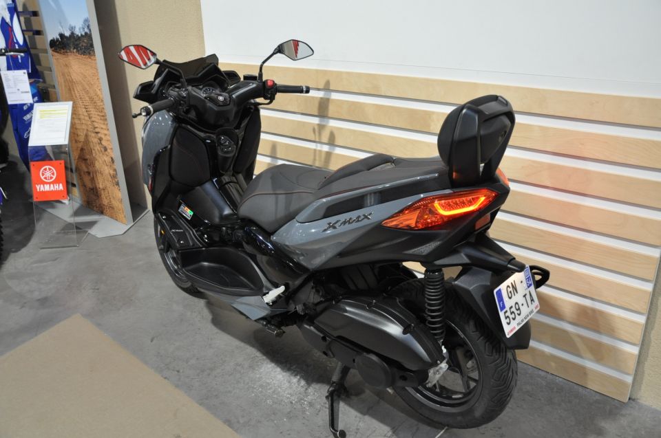 YAMAHA X-MAX 125 TECH MAX 13