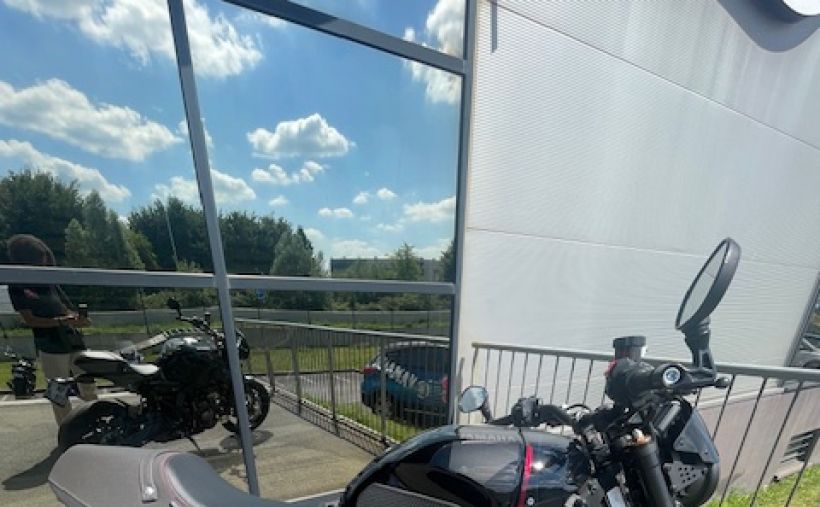 YAMAHA XSR 900 0