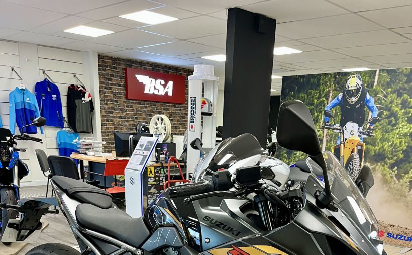SUZUKI GSX-8R 0