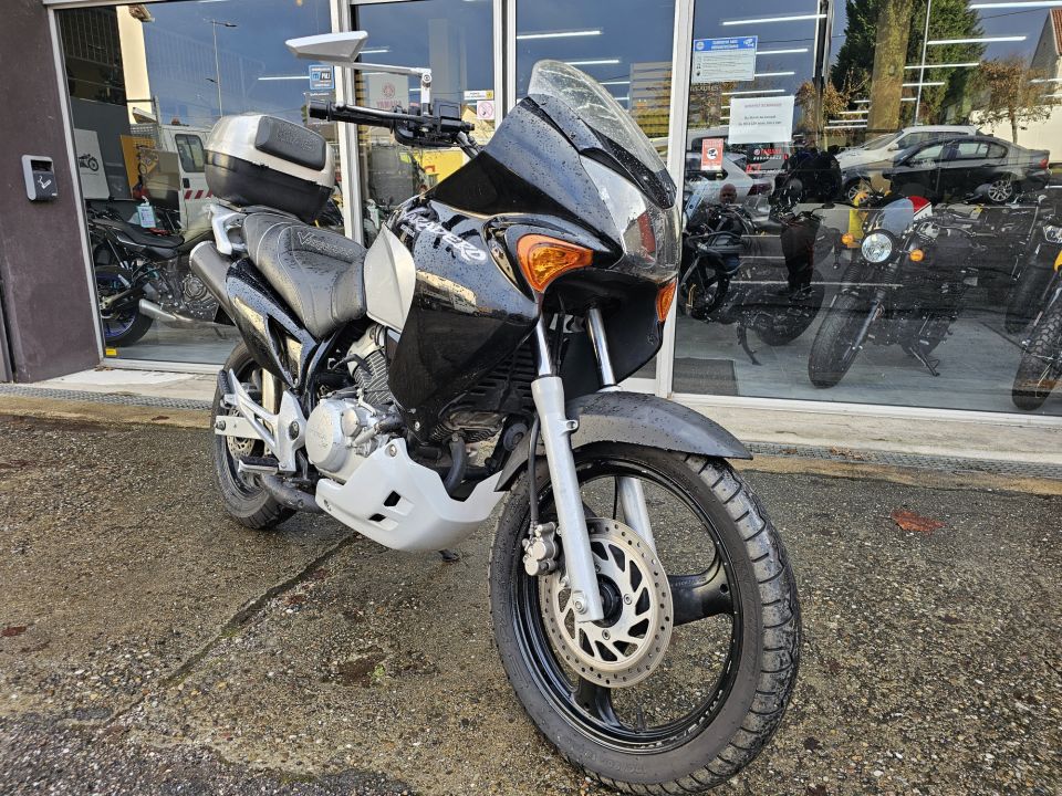 HONDA VARADERO 125 4