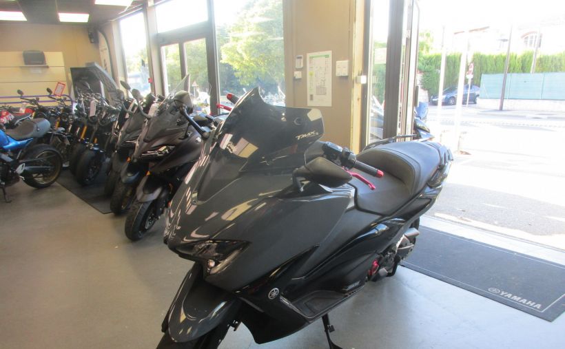 YAMAHA XP T-MAX 560 TECH MAX 1