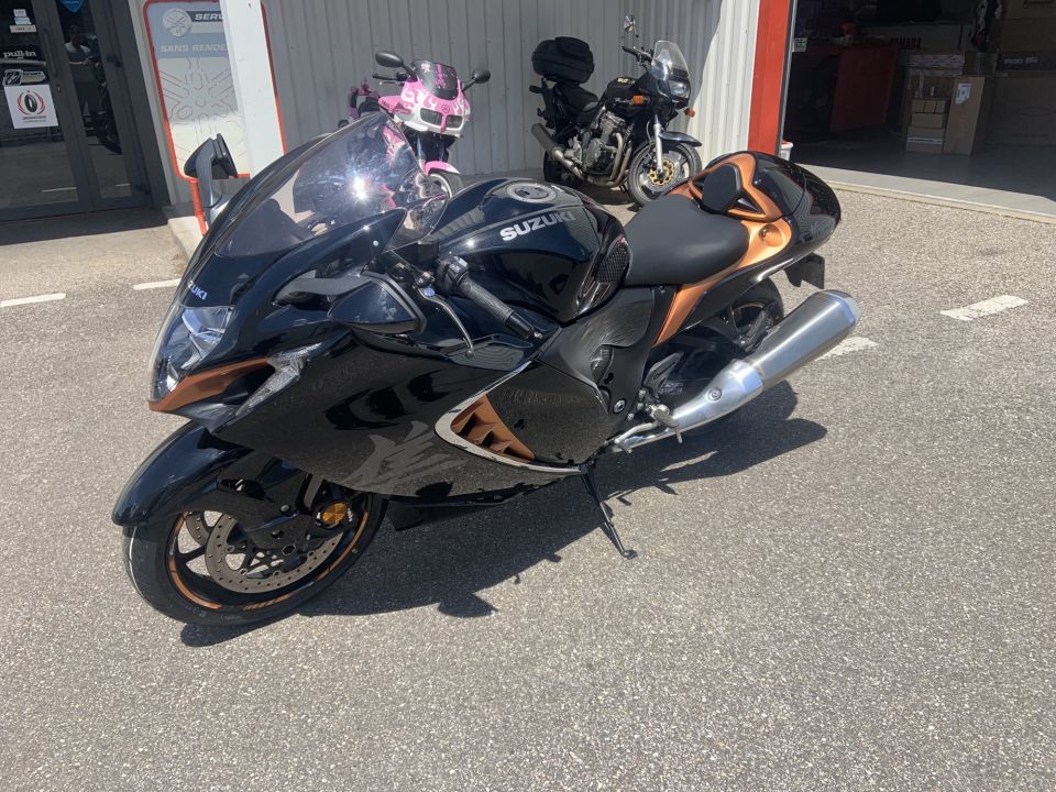 SUZUKI GSX-R 1300 HAYABUSA 0