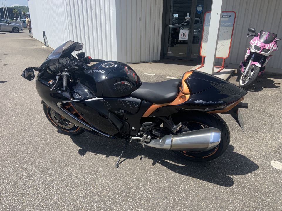 SUZUKI GSX-R 1300 HAYABUSA 3