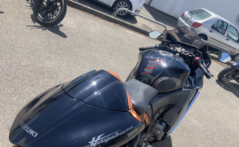 SUZUKI GSX-R 1300 HAYABUSA 2