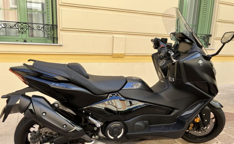 YAMAHA XP T-MAX 560 TECH MAX 8