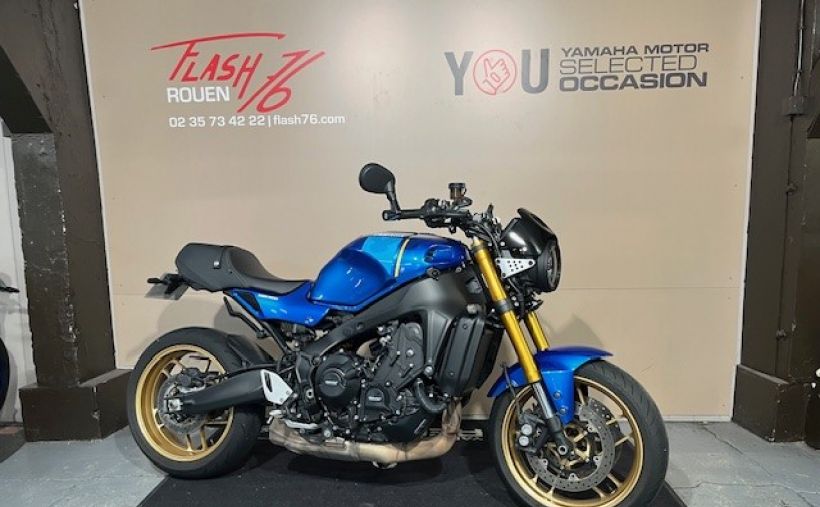 YAMAHA XSR 900 ABS 0