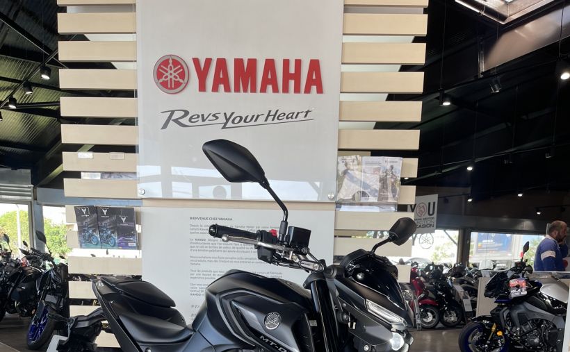 YAMAHA MT-03 0